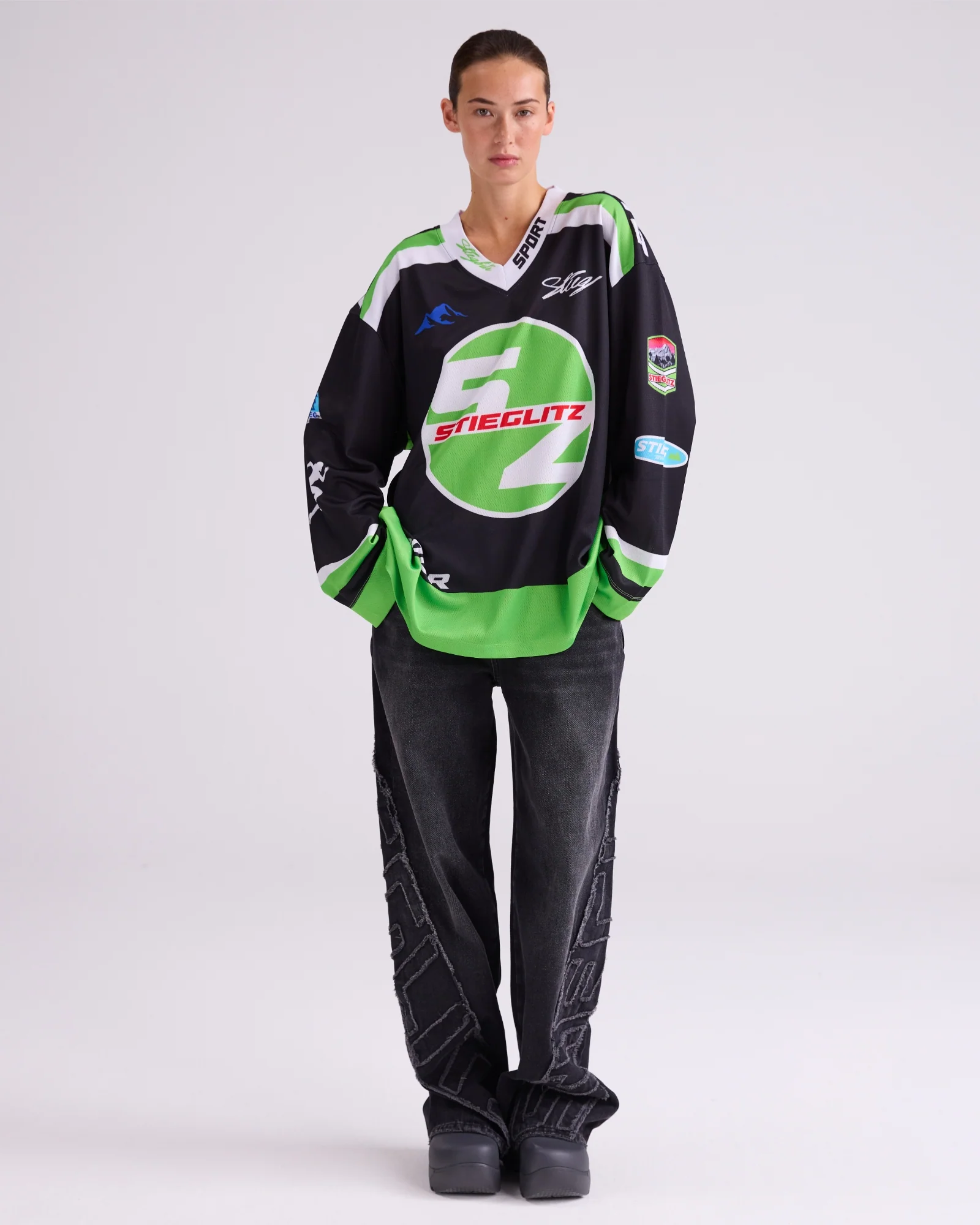 Alando Wide Skate Longsleeve | Black