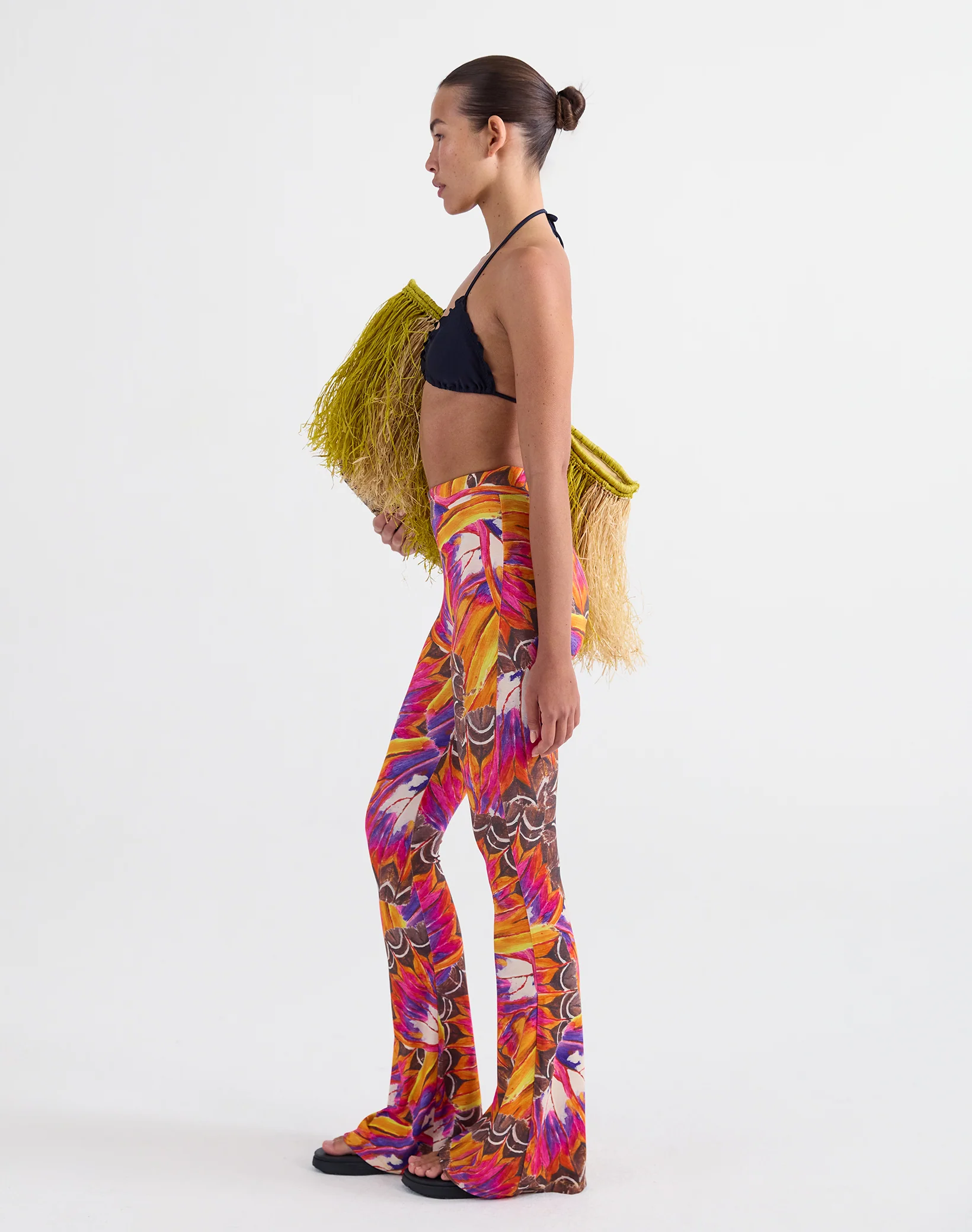 Kimia Flared Legging | Multi