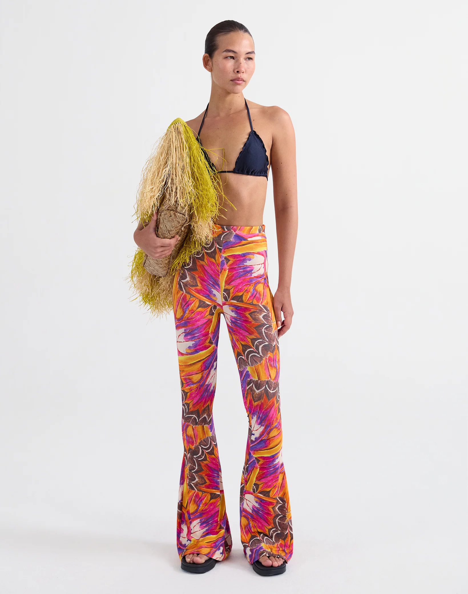 Kimia Flared Legging | Multi - Image 2