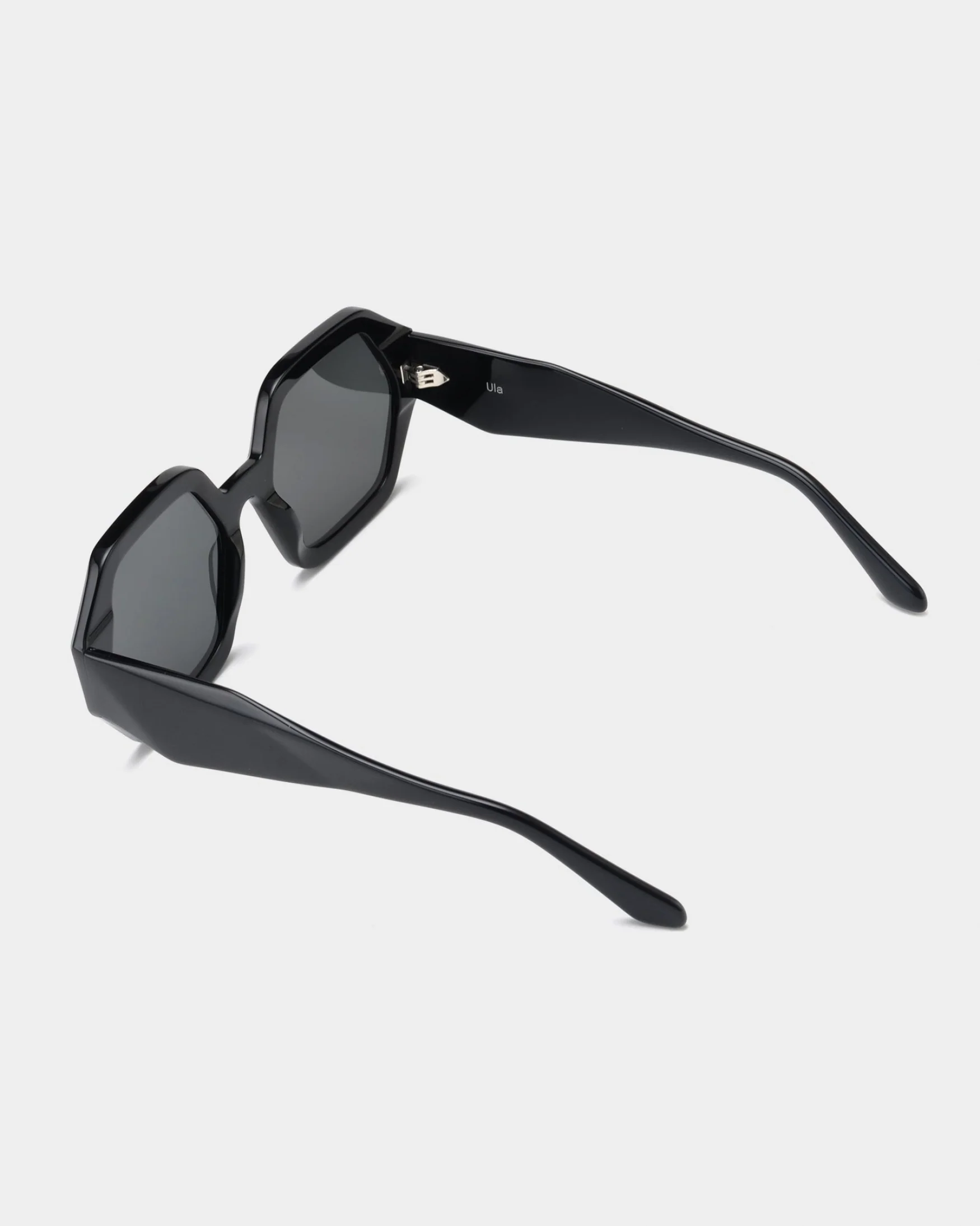 Ula Sunglasses | Black - Image 10